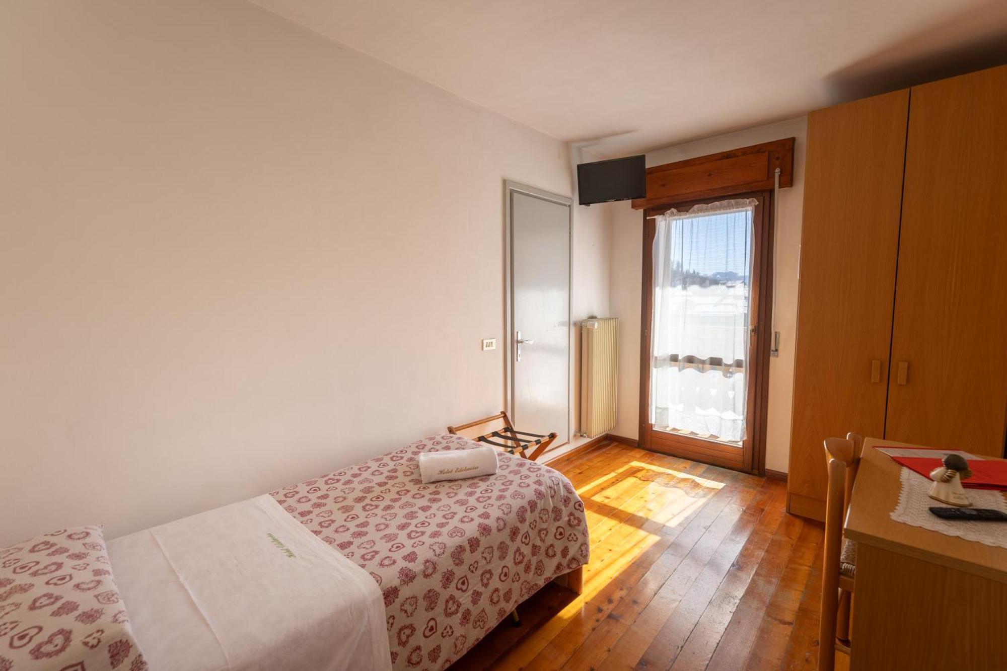 Hotel Edelweiss Val di Zoldo Luaran gambar